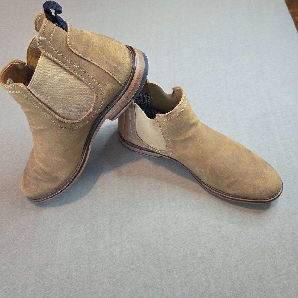 Steve Madden Mens Tan Suede Chelsea Boots Size 10 Slip On Ankle Booties